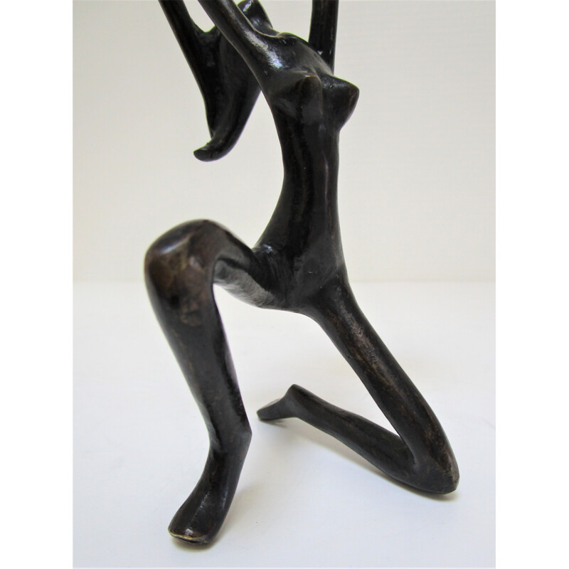 Bougeoir vintage anthropomorphe à figure de femme en bronze noirci, 1970