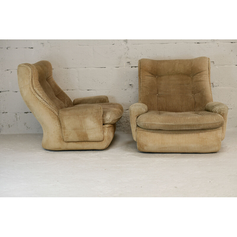 Pair of vintage Airborne armchairs by Michel Cadestin fiberglass, France circa 1970s