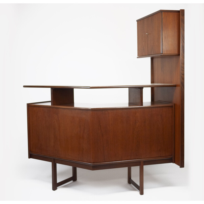 Vintage teak bar drinks cabinet by Turnidge, U.K 1960s