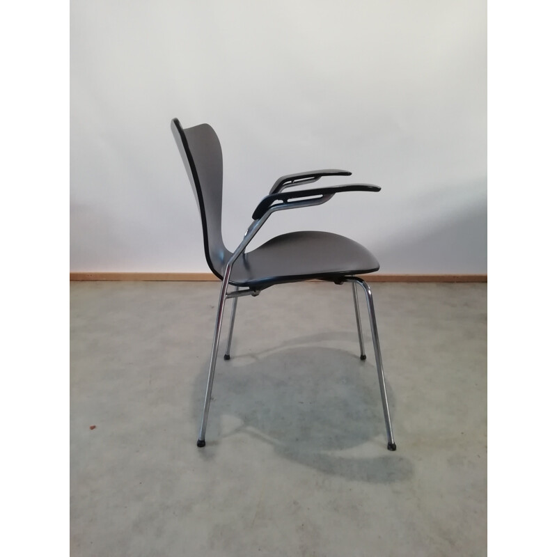 Schwarzer Vintage-Stuhl Schmetterling Serie 7 von Arne Jacobsen für Fritz Hansen