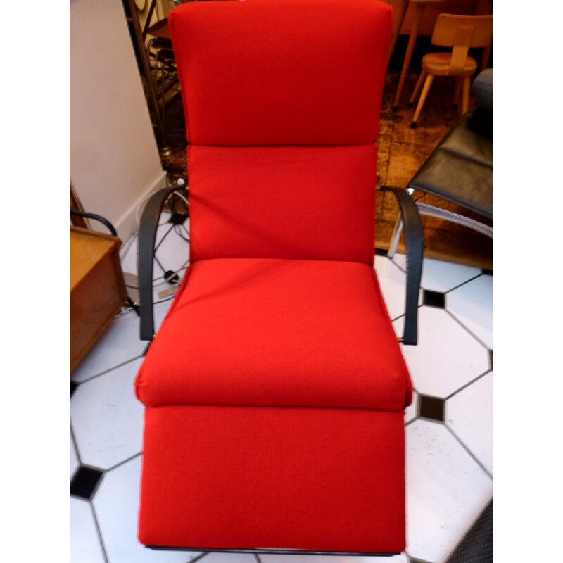 Vintage "P40" red armchair, Osvaldo BORSANI - 1960s