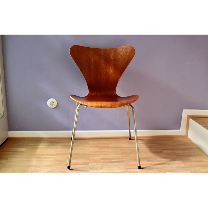 Vintage 3107 dining chair by Arne Jacobsen for Fritz Hansen, Denmark 1960s