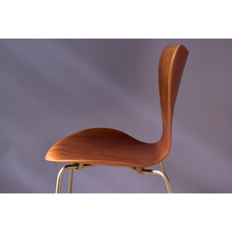 Vintage 3107 dining chair by Arne Jacobsen for Fritz Hansen, Denmark 1960s