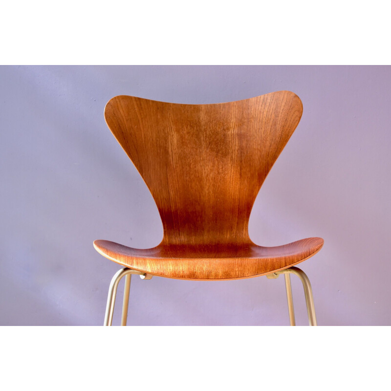 Vintage 3107 dining chair by Arne Jacobsen for Fritz Hansen, Denmark 1960s