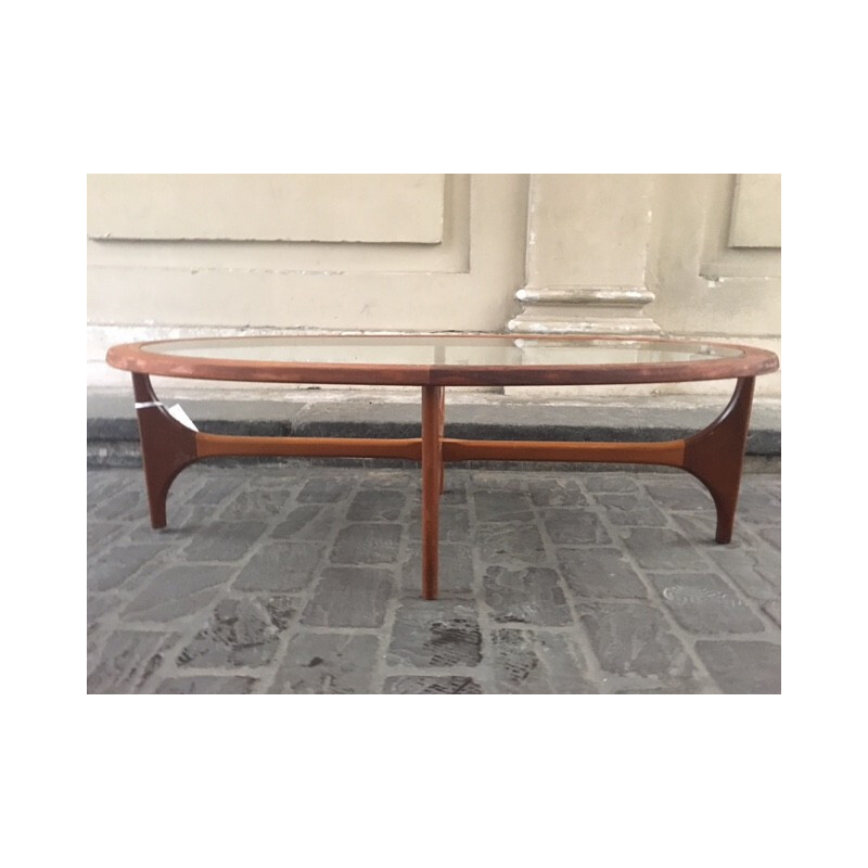 Oval G-Plan coffee table in teak and glass, Ib Kofod LARSEN - 1960s