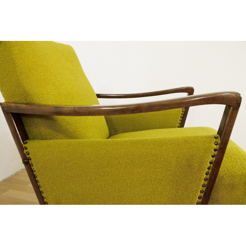 Fauteuil vintage en bois et tissu jaune vert - 1950