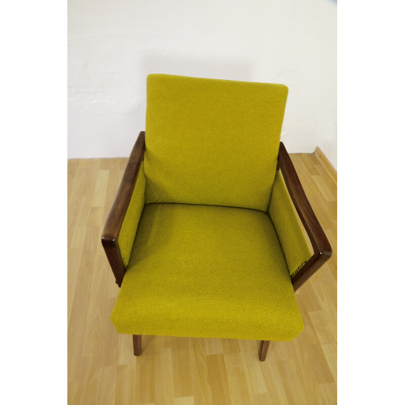 Fauteuil vintage en bois et tissu jaune vert - 1950