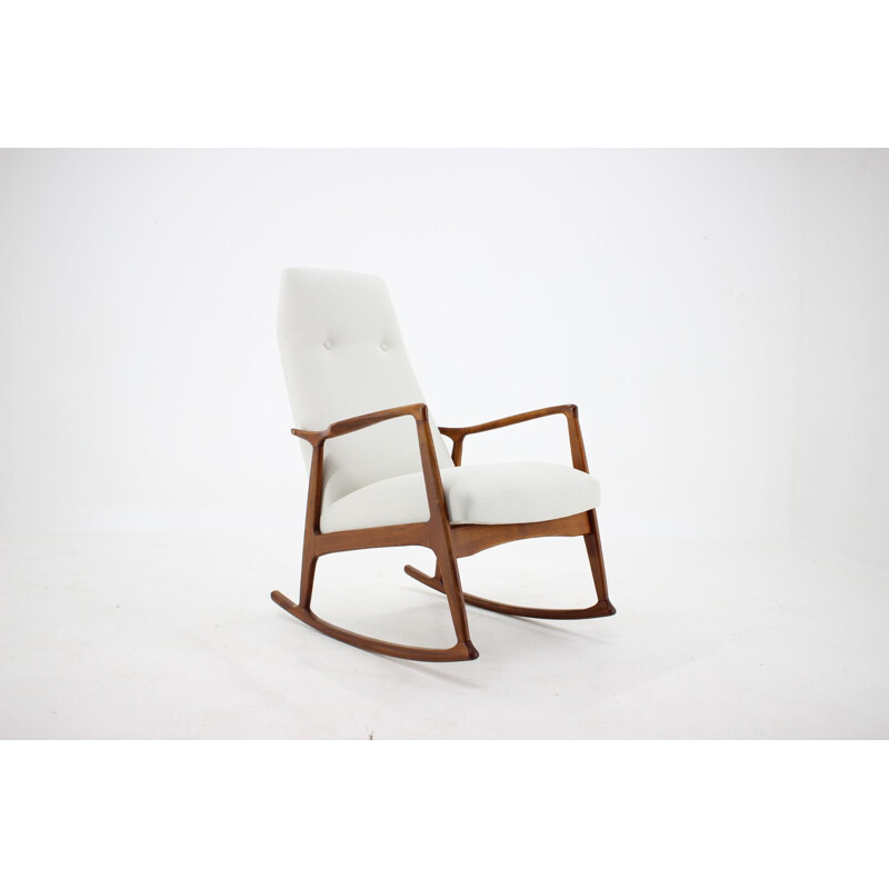 Vintage beech rocking chair by Drevotvar, Czechoslovakia 1970s