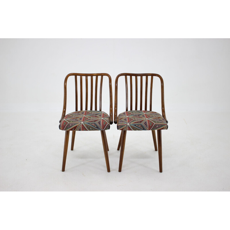 Ensemble de 4 chaises vintage en hêtre par Antonin Suman, Tchécoslovaquie 1960