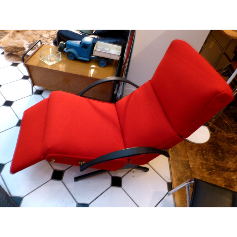 Vintage "P40" red armchair, Osvaldo BORSANI - 1960s