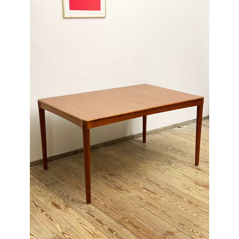 Extendable mid century teak dining table by H.W. Klein for Bramin, Denmark 1950s