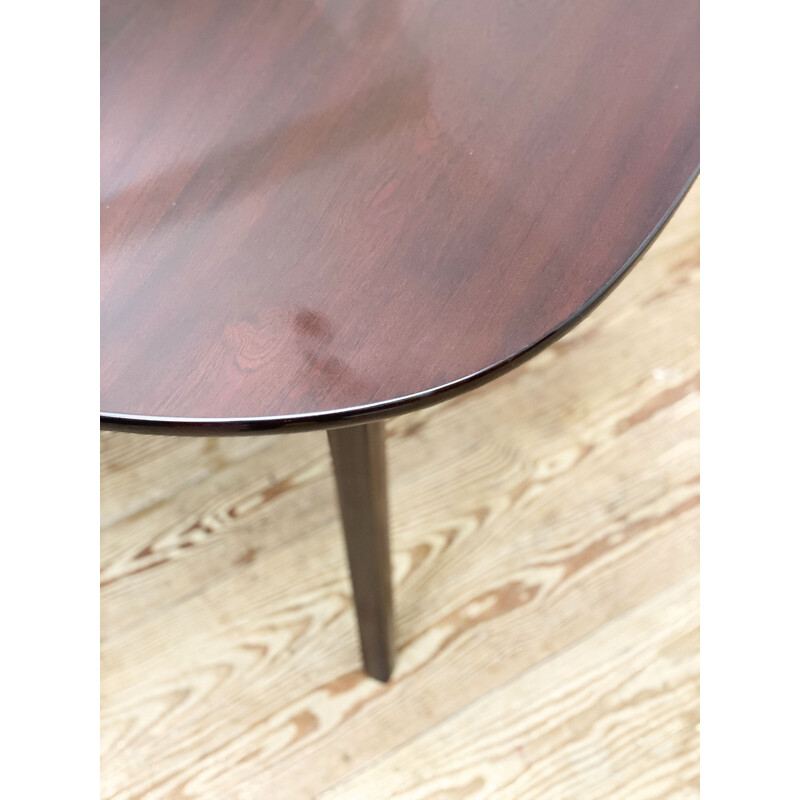 Extendable mid century mahogany dining table by Ole Wanscher for Poul Jeppensens, Denmark 1950s