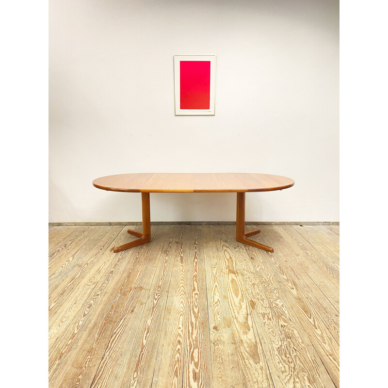 Extendable round mid century teak dining table, Denmark 1950s