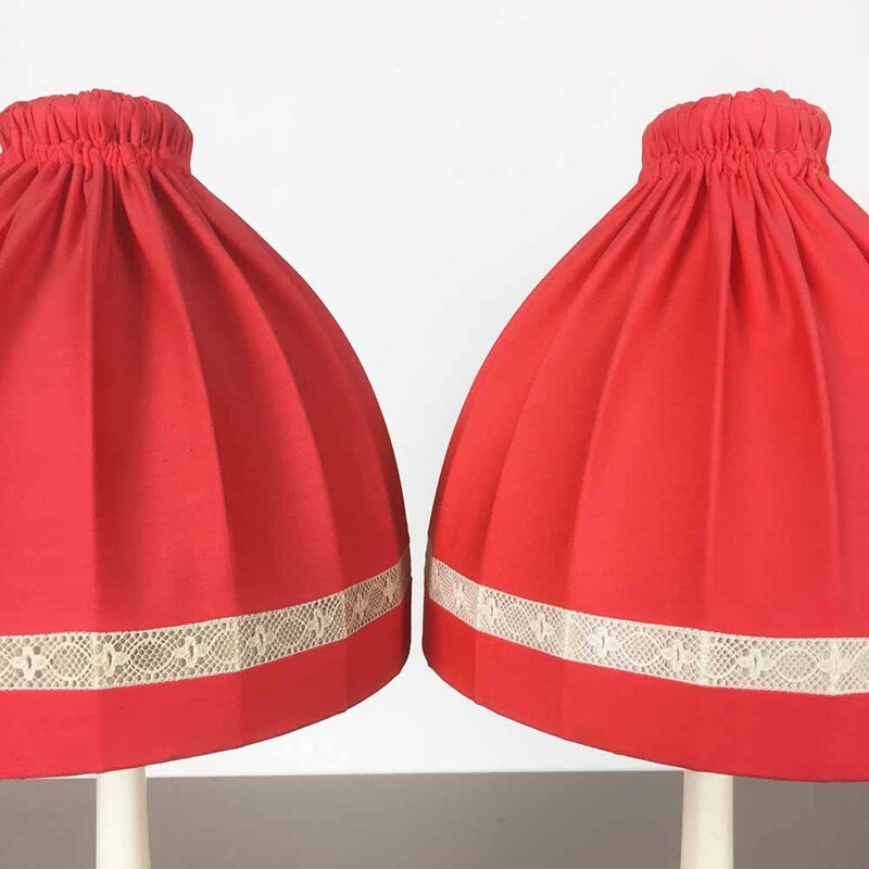 Pair of Swedish AB Markaryd table lamps in red fabric, Hans Agne JAKOBSSON - 1960s