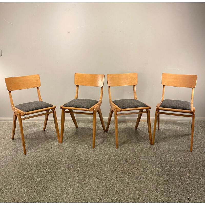Ensemble de 4 chaises boomerang vintage en hêtre 60 de Gościcińska Fabryka Mebli