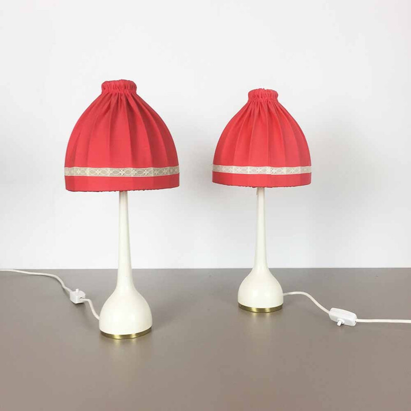 Pair of Swedish AB Markaryd table lamps in red fabric, Hans Agne JAKOBSSON - 1960s