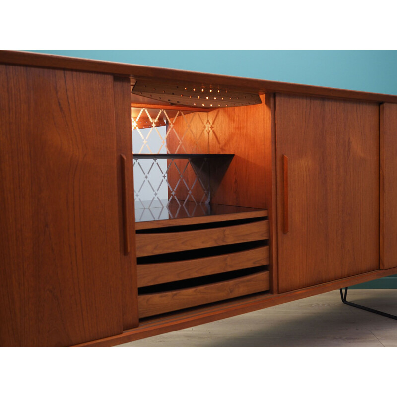 Mid-century teak veneer sideboard, Denmark 1970s