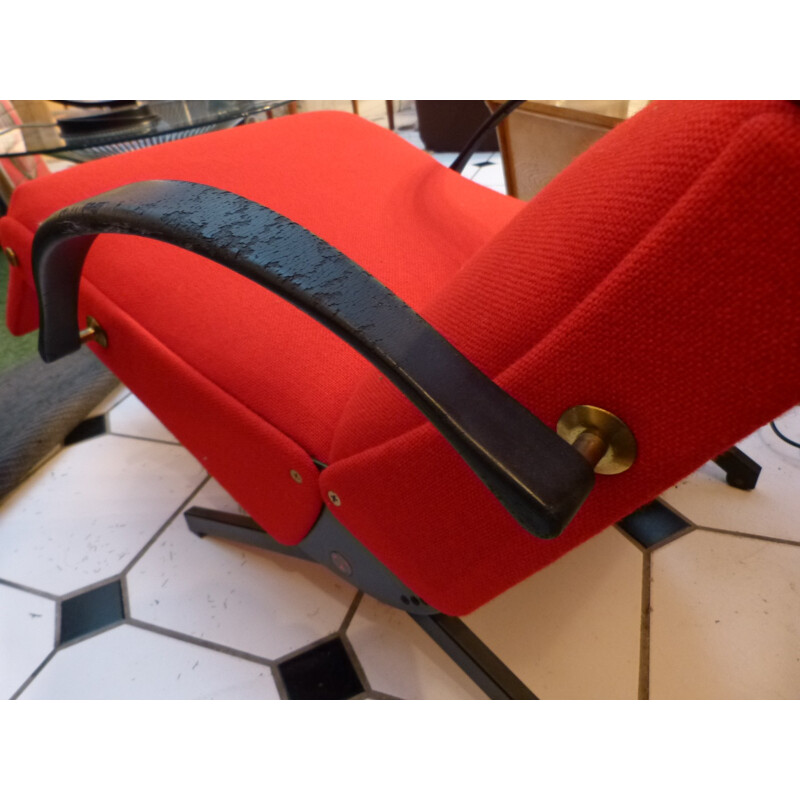 Vintage "P40" red armchair, Osvaldo BORSANI - 1960s