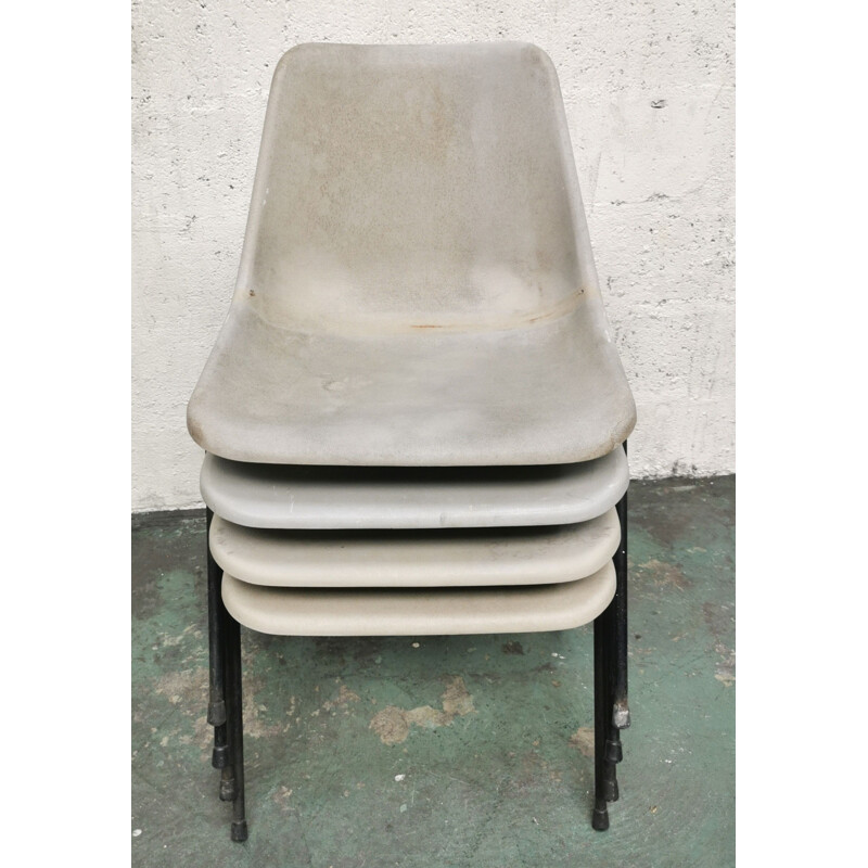 Suite van 4 vintage stoelen van Robin Day Polyprop