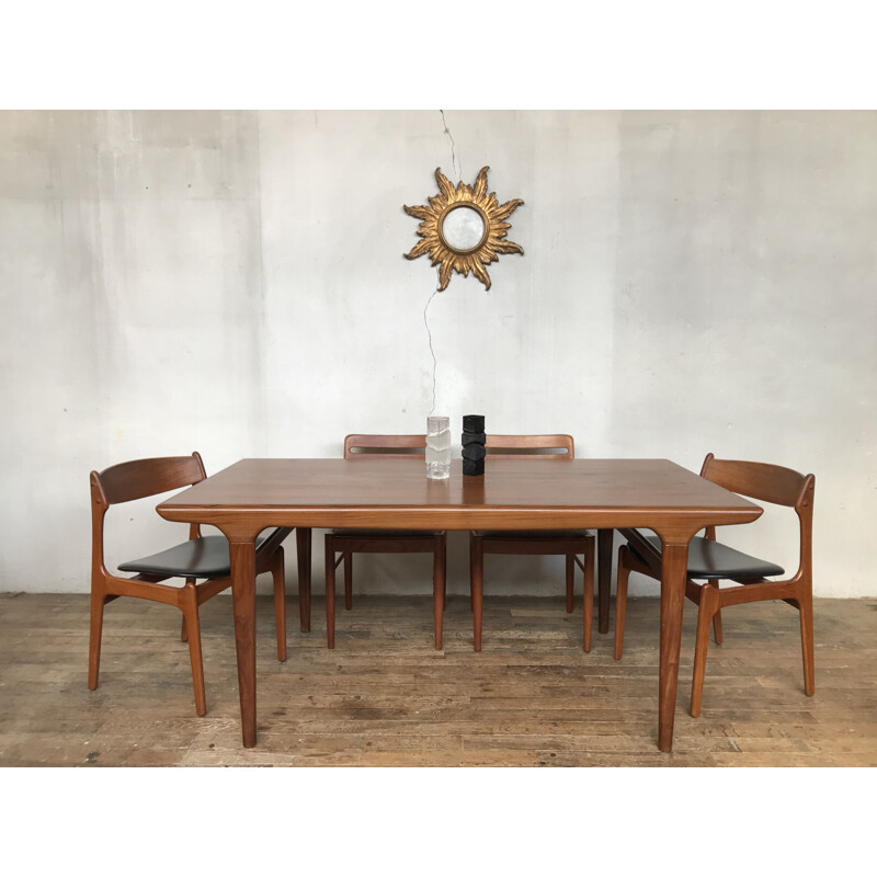 Table scandinave vintage danoise en teck par Johannes Andersen pour Uldum Mobelfabrik, 1960