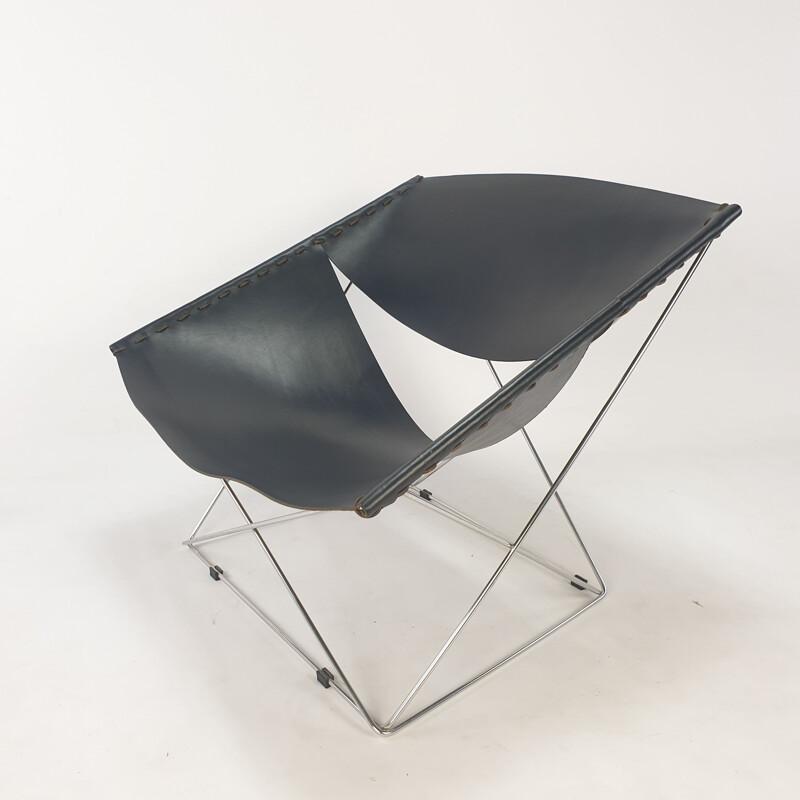 Mid-century F675 Butterfly lounge chair by Pierre Paulin for Artifort, Holland 1980s