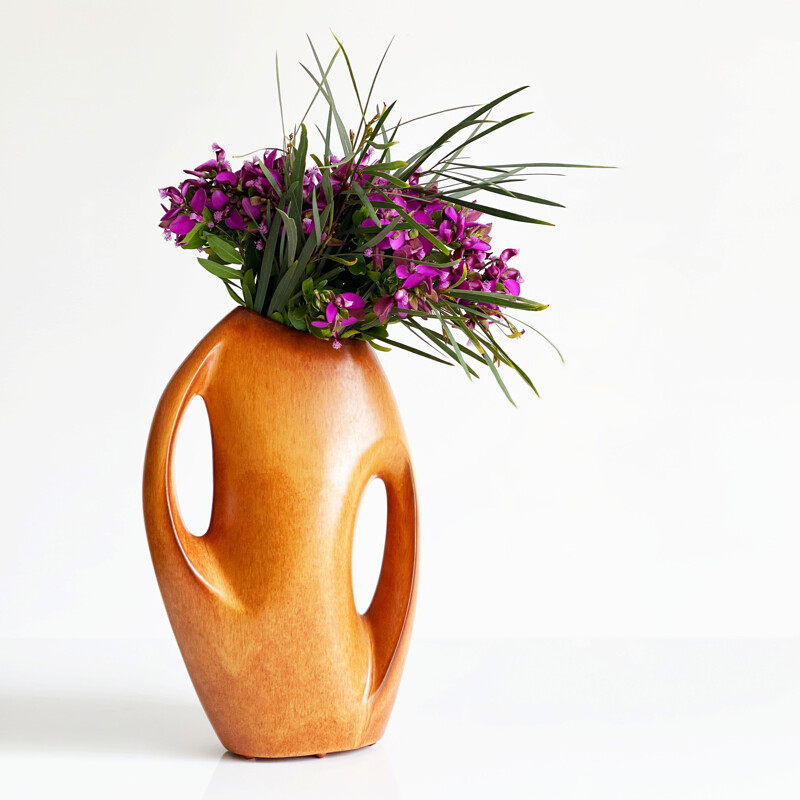 Grande vase vintage moderniste à deux anses par Bertoncello. Italie 1970