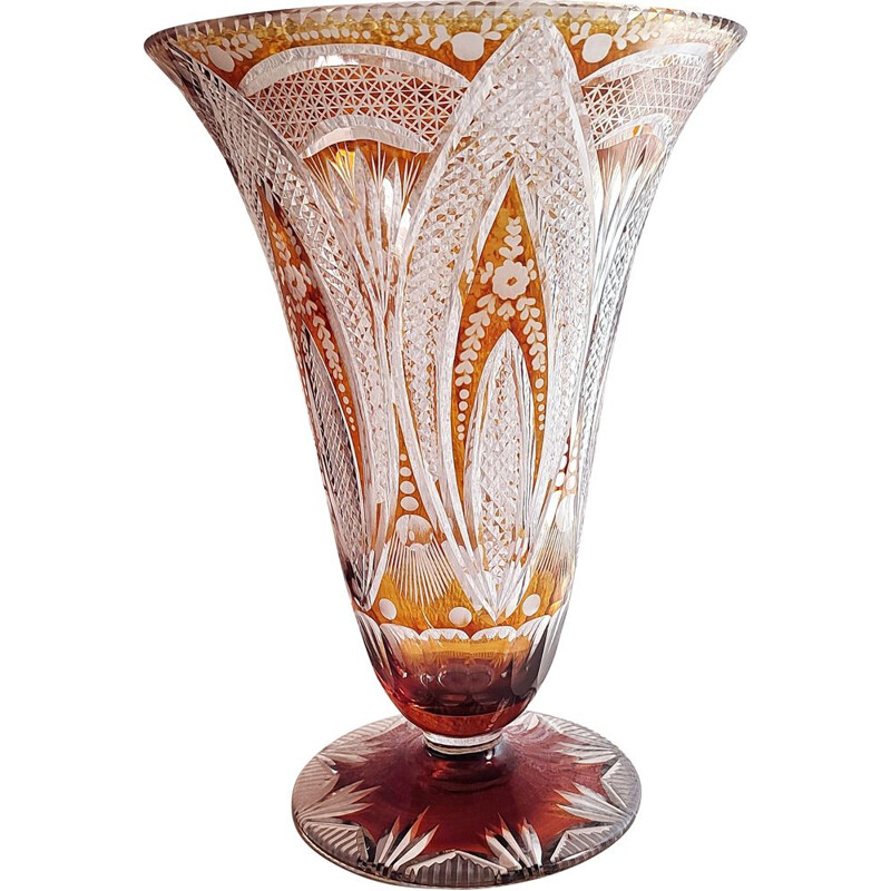 Jarrón de cristal bohemio vintage con motivos vegetales