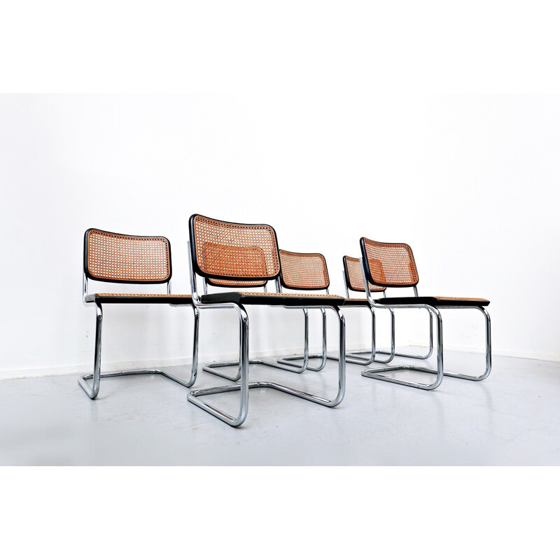 Set of 6 vintage bentwood chairs by Thonet