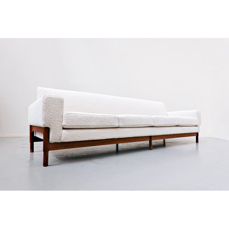 Mid-century walnut and white wool sofa by Sapiroti, Italy 1960s