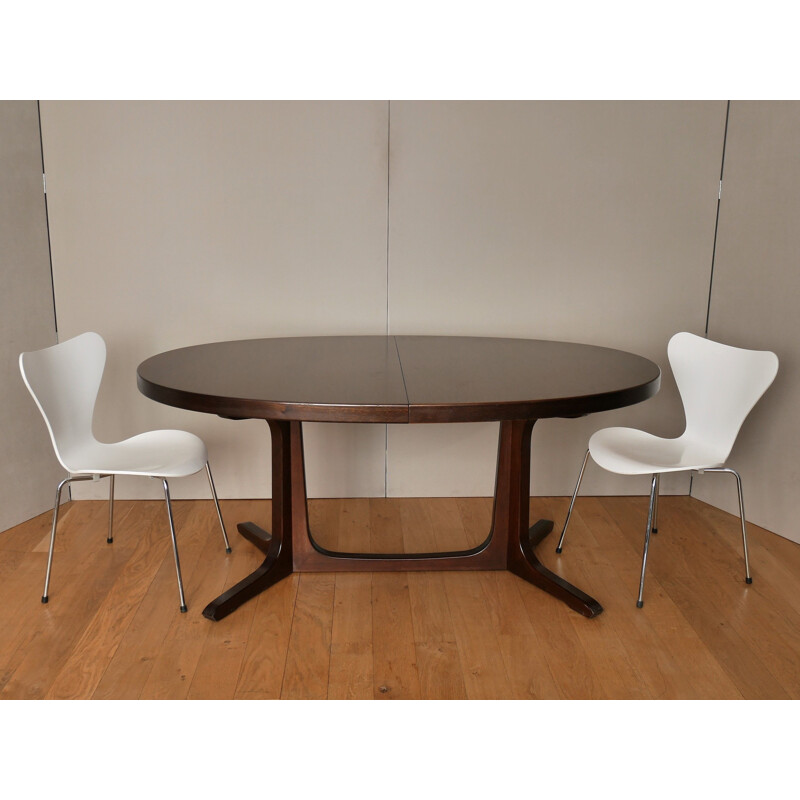 Scandinavian vintage oval table with 2 extensions leaves in elm, 1960s