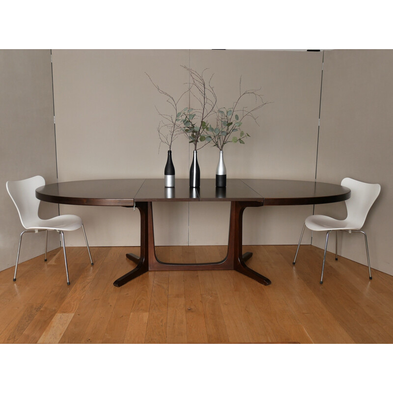 Scandinavian vintage oval table with 2 extensions leaves in elm, 1960s