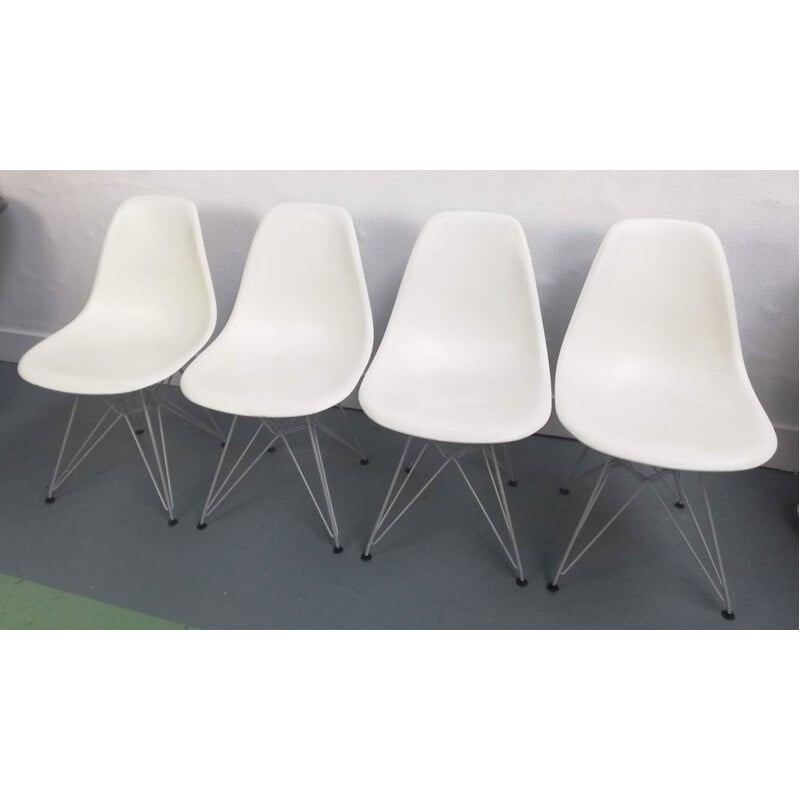 DSR vintage chair by Eames for Vitra