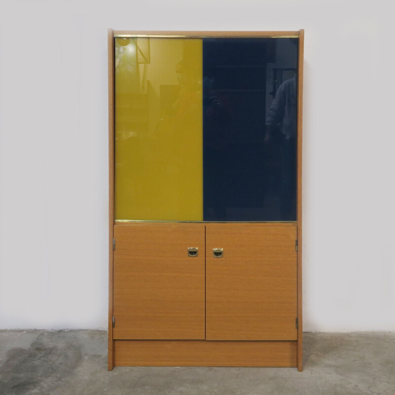 Vintage bookcase with sliding glass panels, 1970s