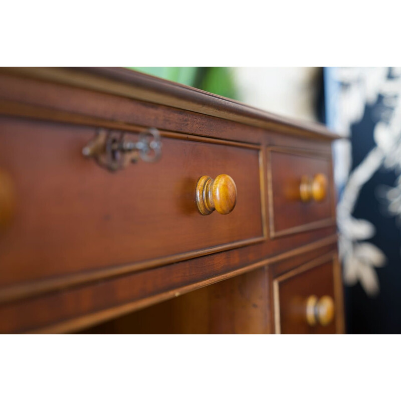 Bureau vintage à deux caissons en bois d'if dessus en cuir rouge