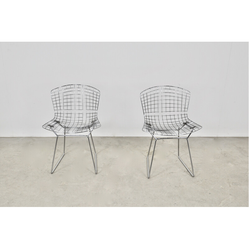 Pair of vintage chromed metal chairs by Harry Bertoia for Knoll, 1960s