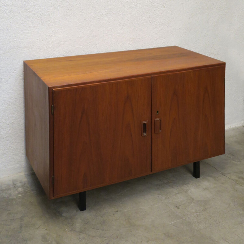 Scandinavian vintage teak sideboard for Søborg Møbelfabrik, Denmark 1960s