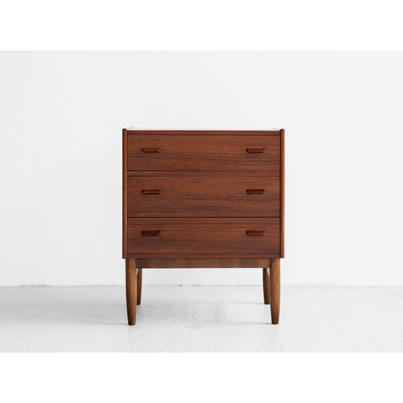 Mid century chest of 3 drawers in teak by Carl Aage Skov for Munch, Denmark 1960s