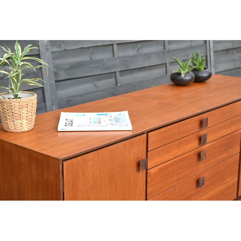 Vintage teakhouten dressoir van Kofod Larsen voor G-plan