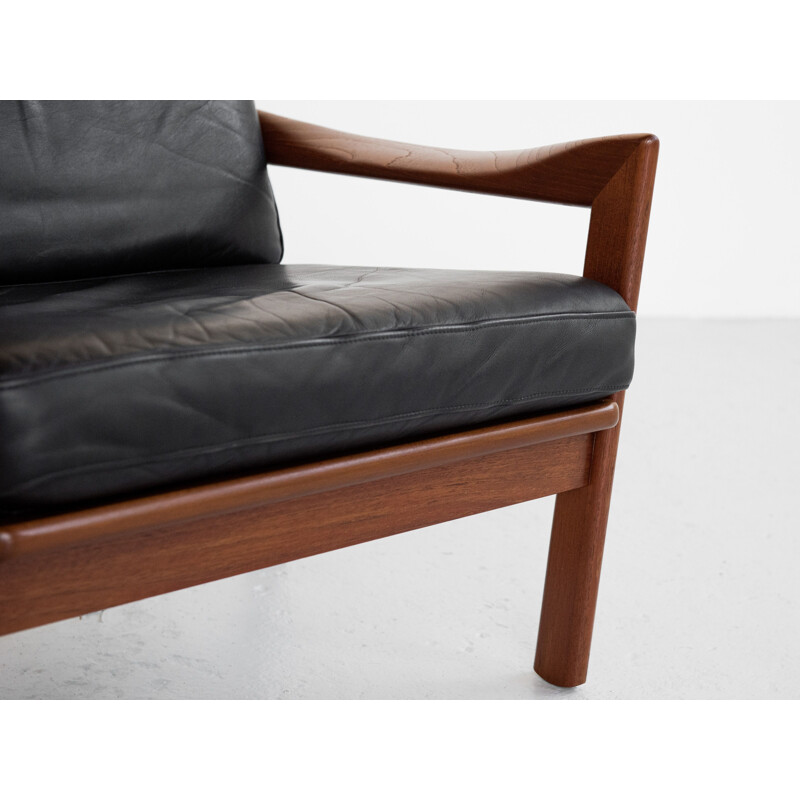 Mid century lounge chair and ottoman in teak and leather by Illum Wikkelsø for Niels Eilersen, Denmark 1960s
