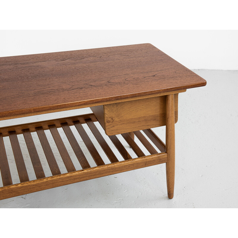 Mid century coffee table in oak and teak by Ejvind A. Johansson for FDB Møbler, Denmark 1960s