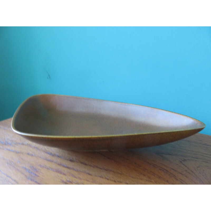 Vintage triangular ceramic dish by Gunnar Nylund, Sweden 1960