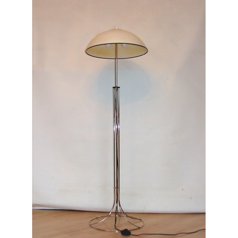 Vintage modern chrome-plated steel and acrylic floor lamp, 1970s