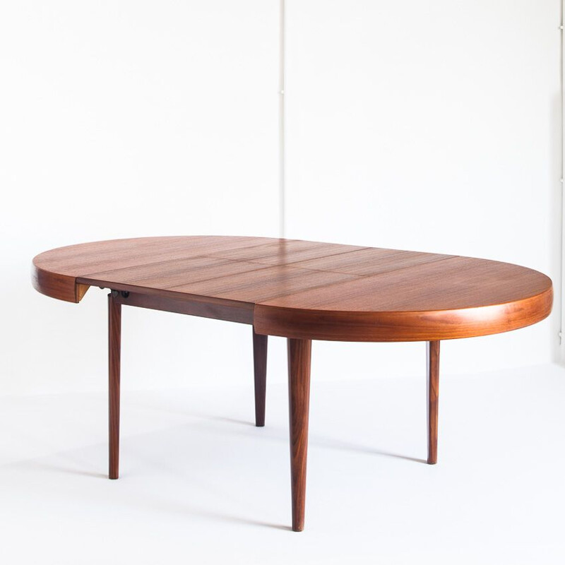 Table vintage scandinave en teck à 2 rallonges intégrées, France 1960