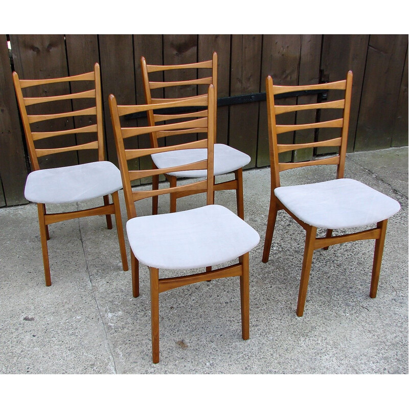 Set of 4 wood and fabric vintage chairs, 1960s