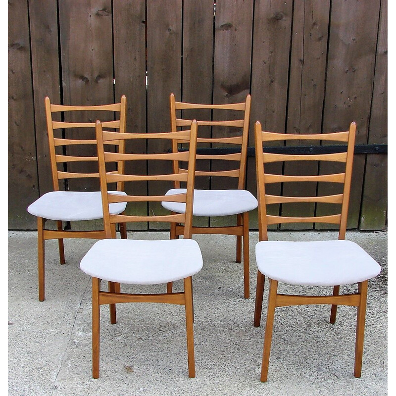 Set van 4 vintage stoelen van hout en stof, 1960