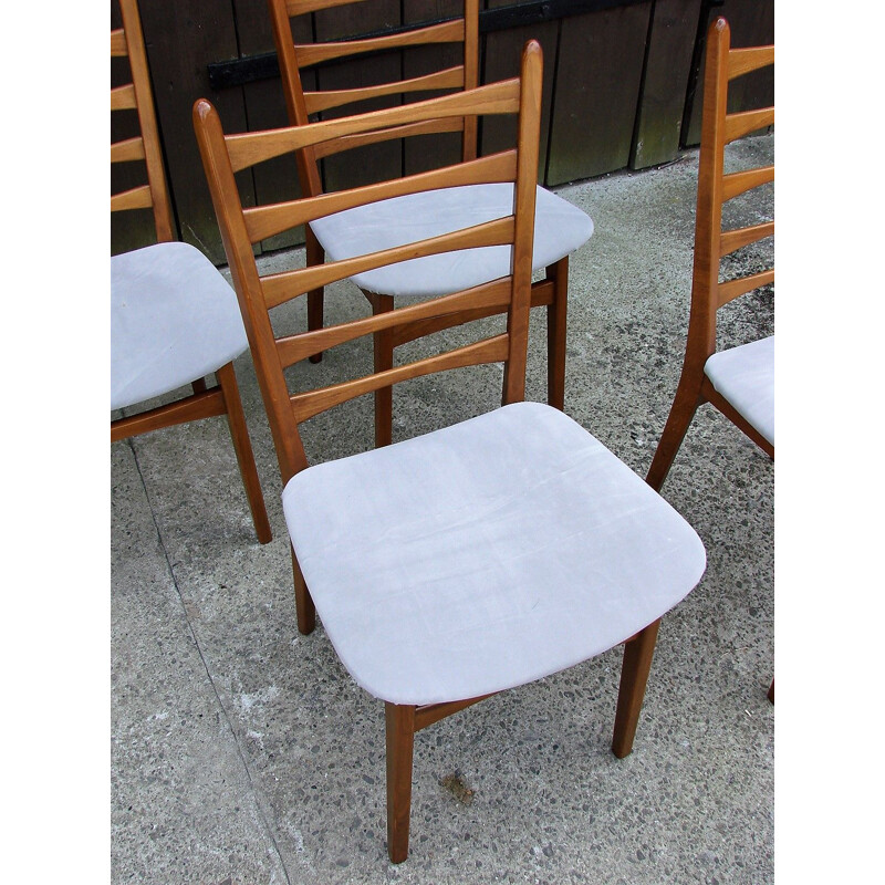 Satz von 4 Vintage-Stühlen aus Holz und Stoff, 1960