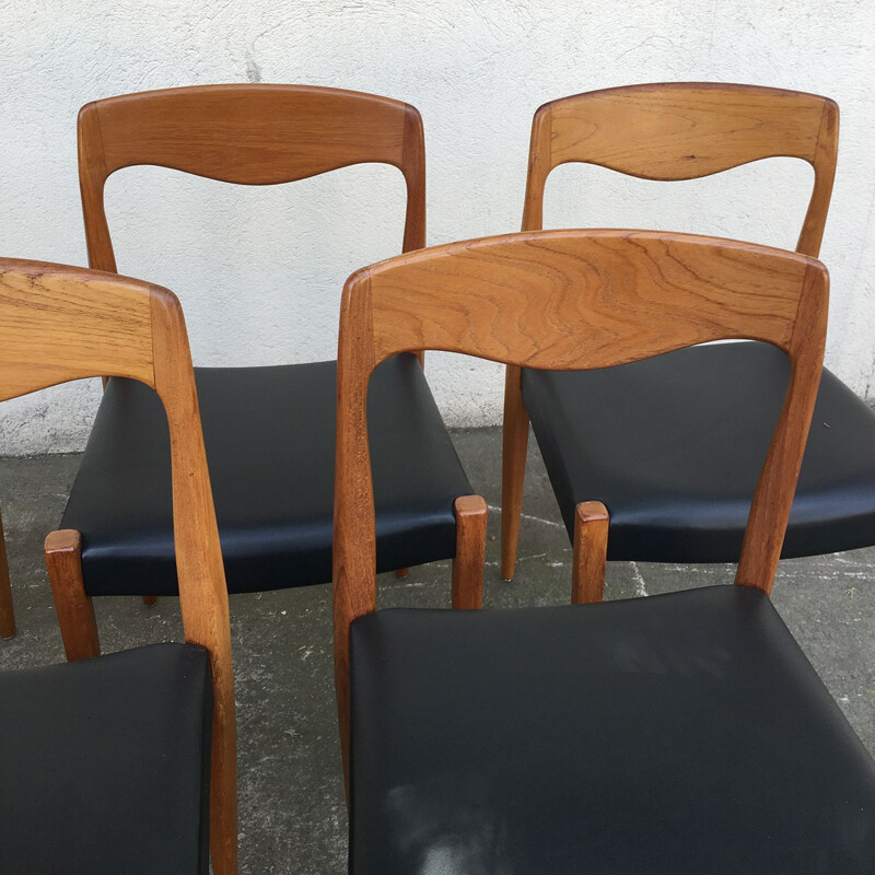 Set of 6 vintage scandinavian teak and black leatherette chairs by Niels O.Møller, Denmark