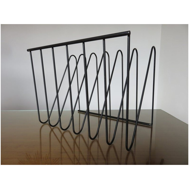 Vintage magazine rack in lacquered metal wire by François Arnal atelier A, 1970s