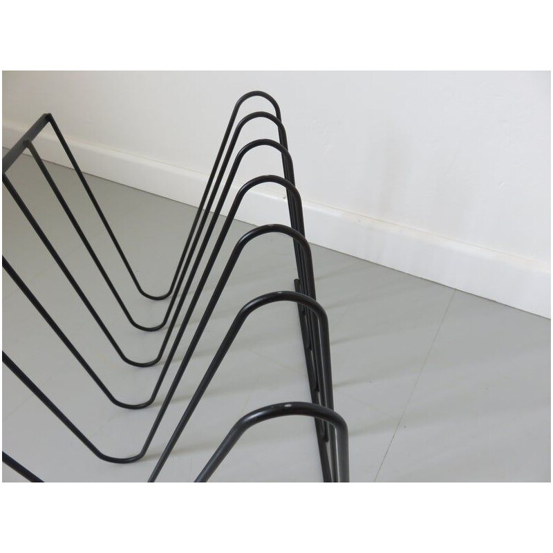 Vintage magazine rack in lacquered metal wire by François Arnal atelier A, 1970s