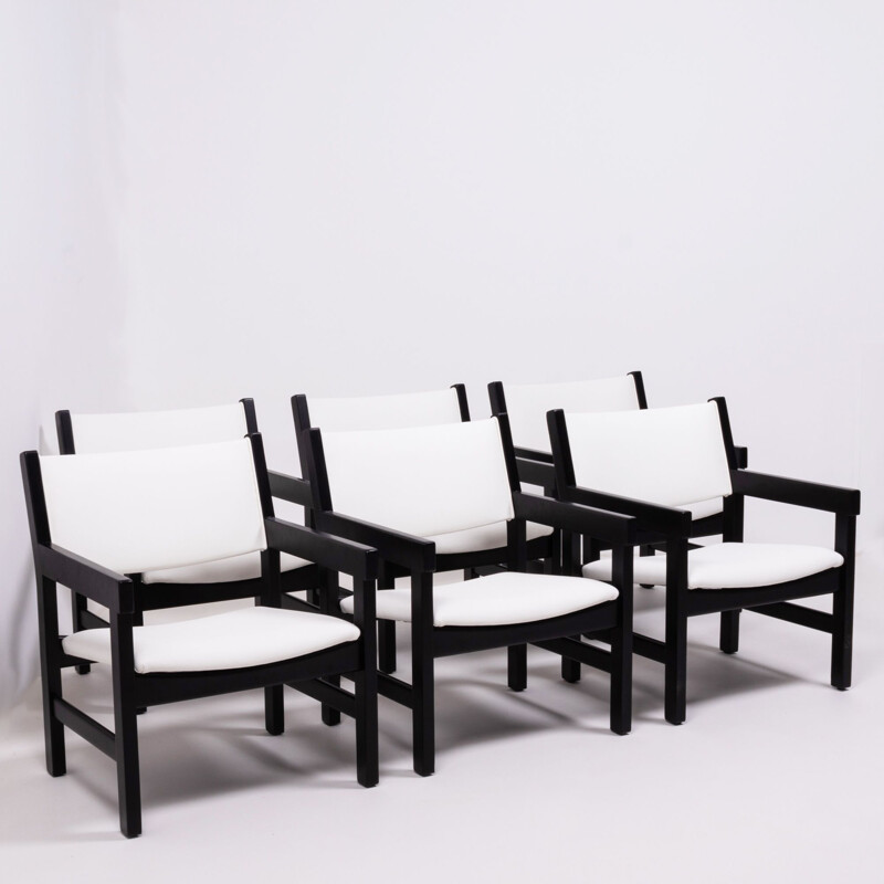 Conjunto de 6 cadeiras vintage em branco de Hans Wegner para GETAMA